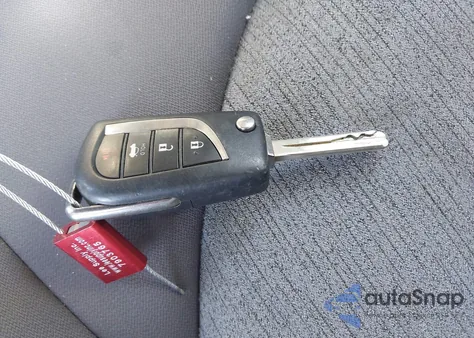 2020 Toyota Camry Le z USA, uszkodzony, nr VIN 4T1C11AK3LU990022